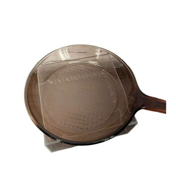 Corning Ware‎ Vision 7 Inch Waffle Bottom Frying Pan Skillet Amber Glass France - Picture 1 of 10